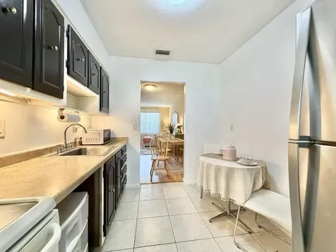 19 Abbey Lane Delray Beach FL 33446