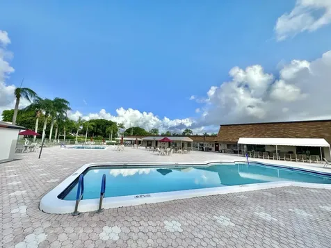 19 Abbey Lane Delray Beach FL 33446