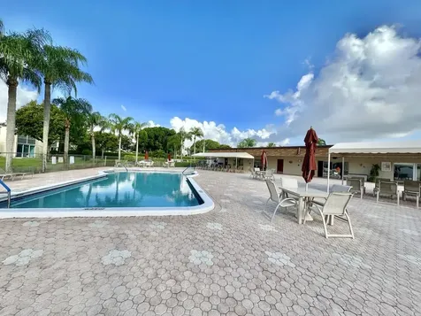19 Abbey Lane Delray Beach FL 33446
