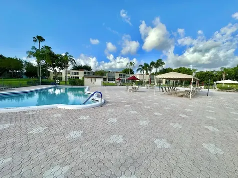 19 Abbey Lane Delray Beach FL 33446