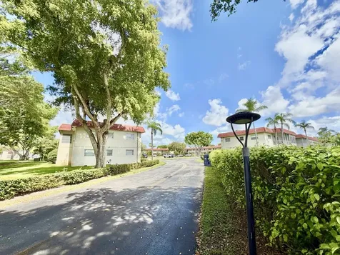 19 Abbey Lane Delray Beach FL 33446