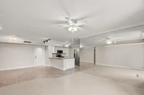 1200 Scotia Drive Hypoluxo FL 33462