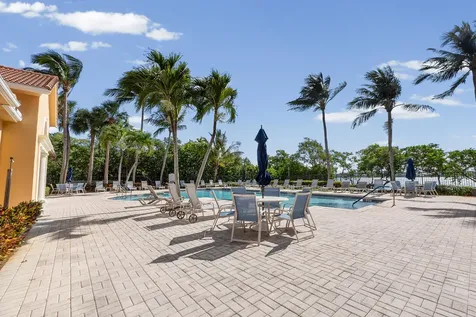 1200 Scotia Drive Hypoluxo FL 33462
