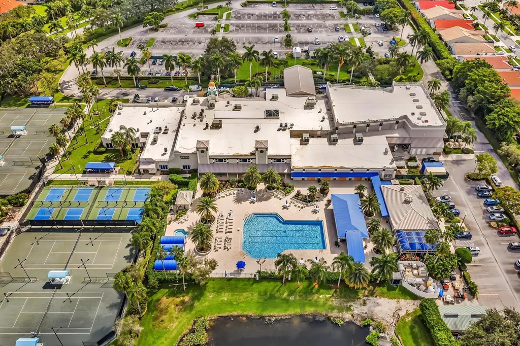 9589 Shadybrook Drive Boynton Beach FL 33437