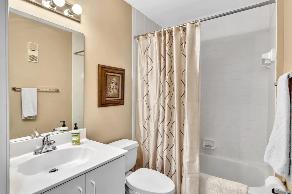9589 Shadybrook Drive Boynton Beach FL 33437