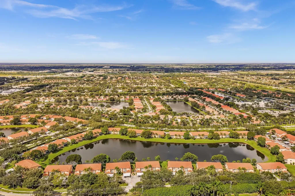 9589 Shadybrook Drive Boynton Beach FL 33437