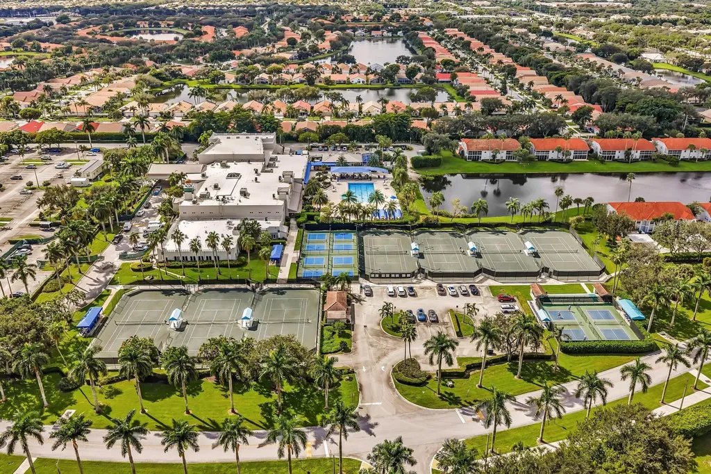 9589 Shadybrook Drive Boynton Beach FL 33437