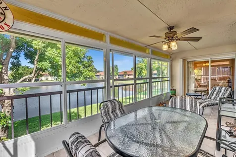 9589 Shadybrook Drive Boynton Beach FL 33437
