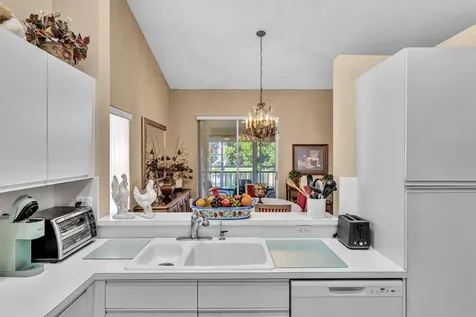 9589 Shadybrook Drive Boynton Beach FL 33437