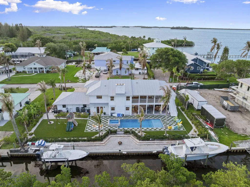 473 Peninsula Drive Fort Pierce FL 34946