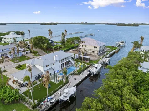 473 Peninsula Drive Fort Pierce FL 34946