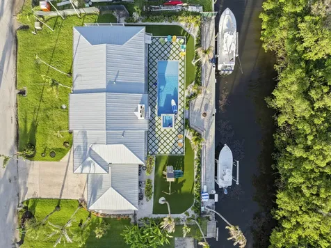 473 Peninsula Drive Fort Pierce FL 34946