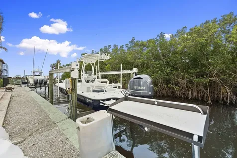 473 Peninsula Drive Fort Pierce FL 34946