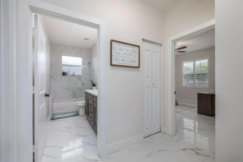 6125 NW Daroco Terrace Port St Lucie FL 34986