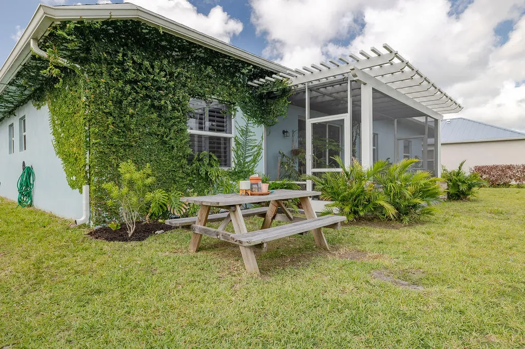 6125 NW Daroco Terrace Port St Lucie FL 34986