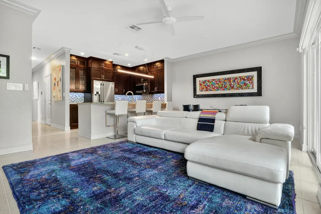 1777 NE 4th Avenue Fort Lauderdale FL 33305