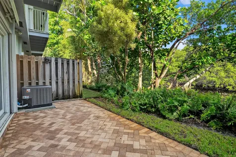 1777 NE 4th Avenue Fort Lauderdale FL 33305