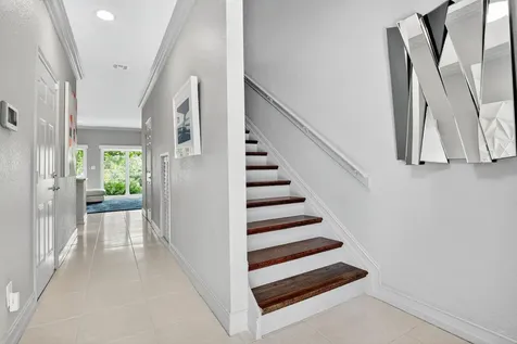 1777 NE 4th Avenue Fort Lauderdale FL 33305