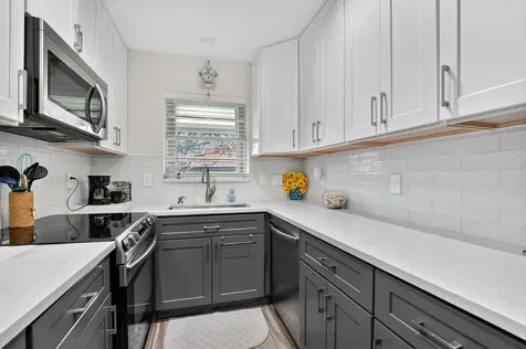 1050 NW 13th Street Boca Raton FL 33486