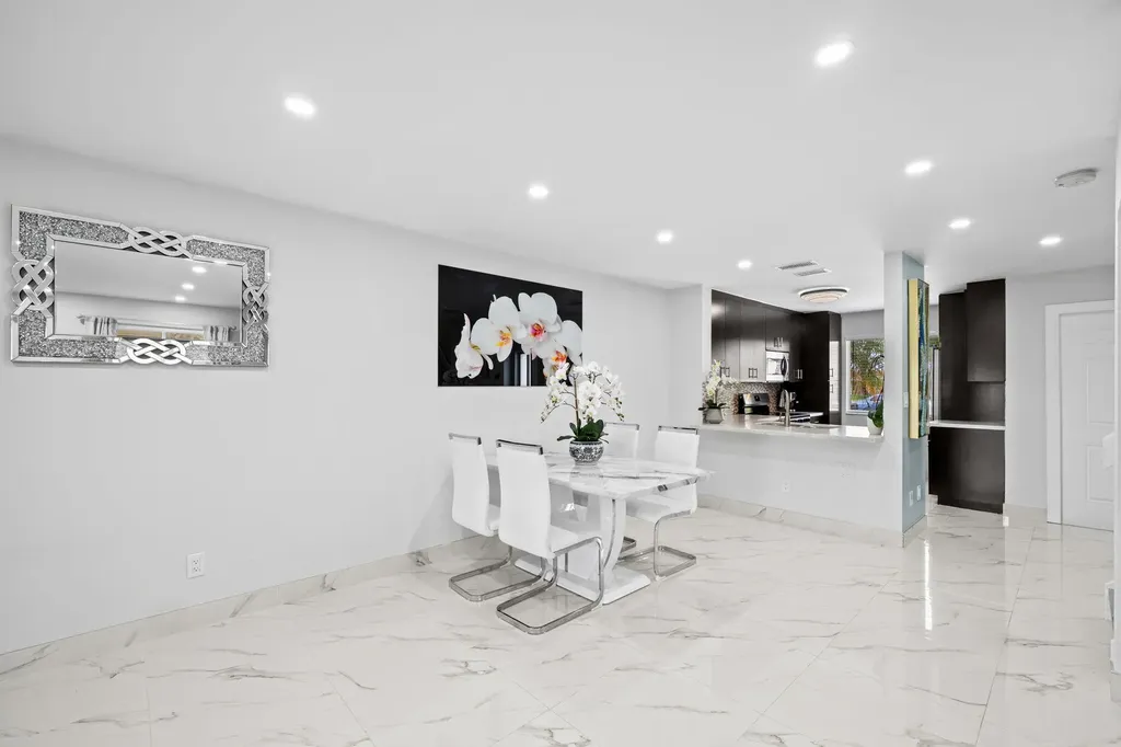 17306 SW 139th Court Miami FL 33177