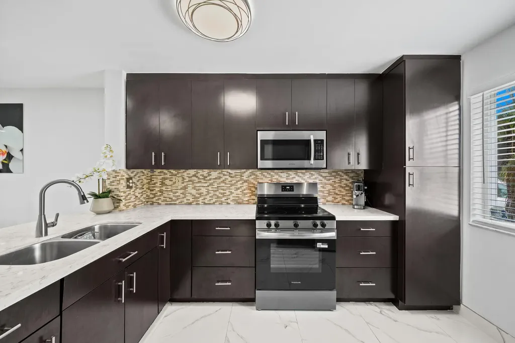 17306 SW 139th Court Miami FL 33177
