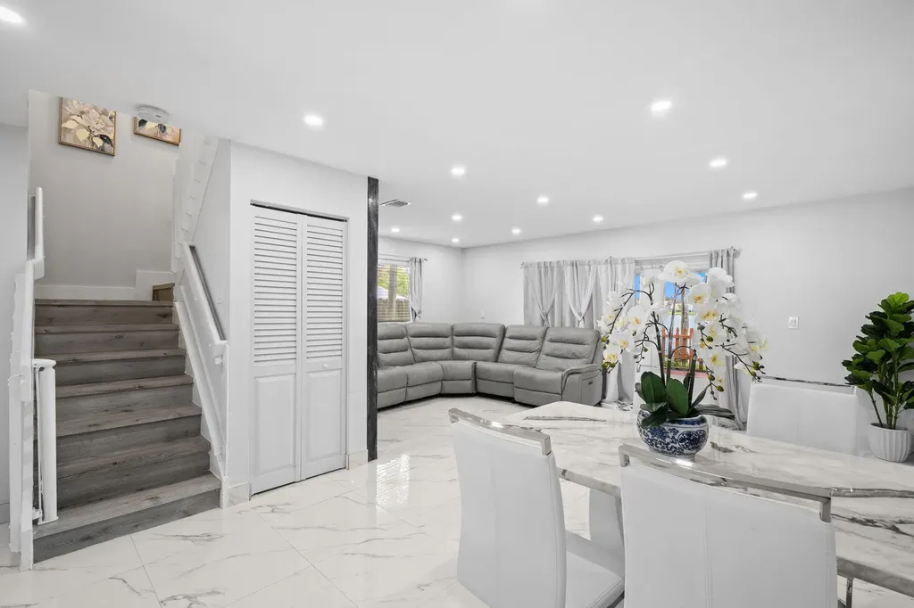 17306 SW 139th Court Miami FL 33177