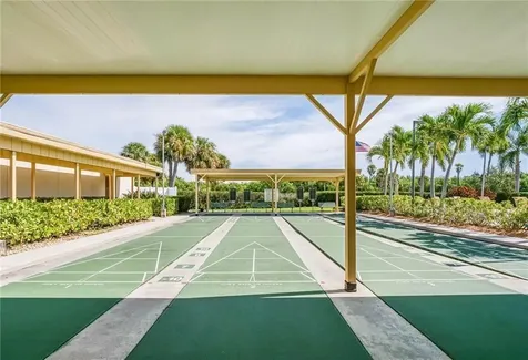 76 Royal Oak Drive Vero Beach FL 32962
