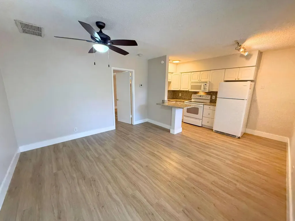 627 NE 10th Avenue Fort Lauderdale FL 33304