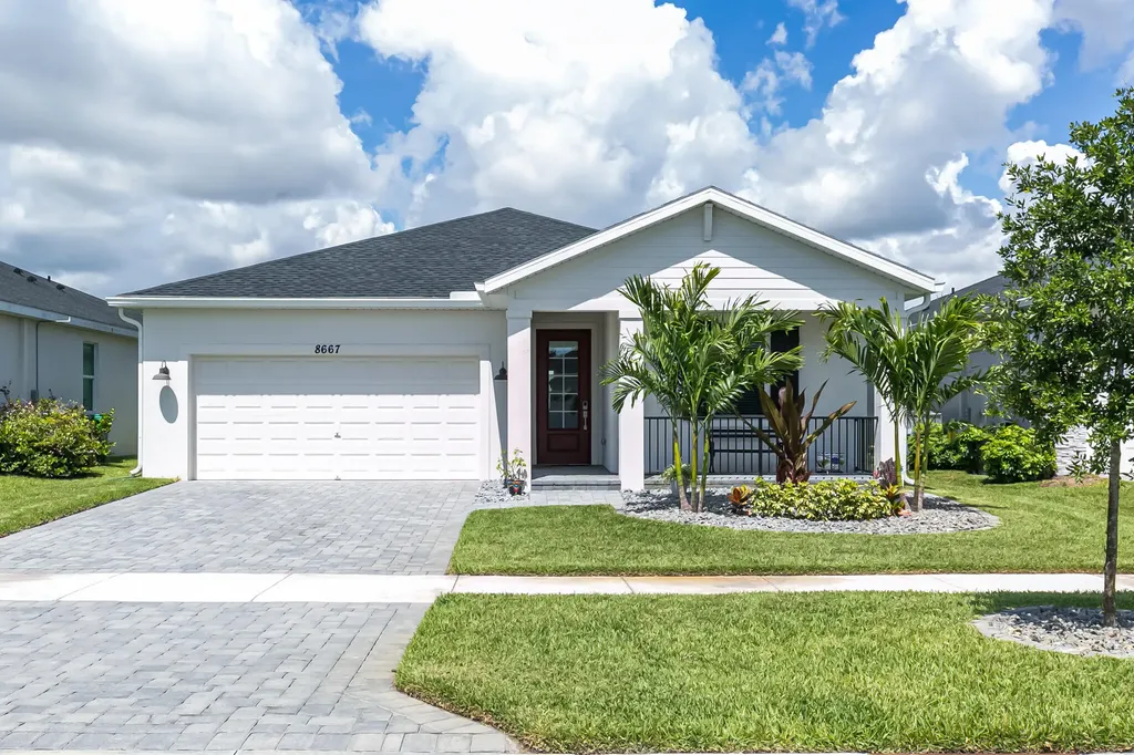 8667 Dahlia Circle Port St Lucie FL 34986