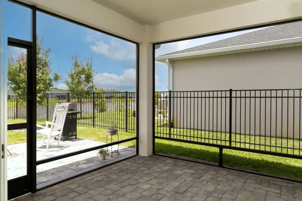 8667 Dahlia Circle Port St Lucie FL 34986