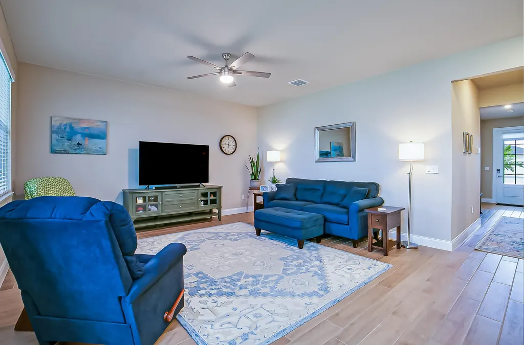 8667 Dahlia Circle Port St Lucie FL 34986