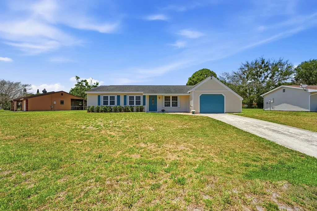 450 SW Kentwood Road Port St Lucie FL 34953