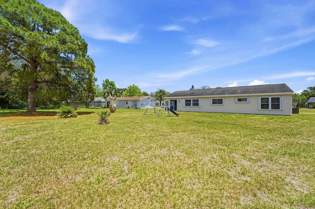 450 SW Kentwood Road Port St Lucie FL 34953