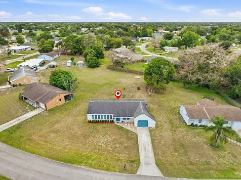 450 SW Kentwood Road Port St Lucie FL 34953