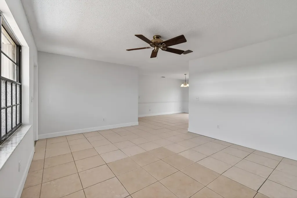 1502 SE Belcrest Street Port St Lucie FL 34952