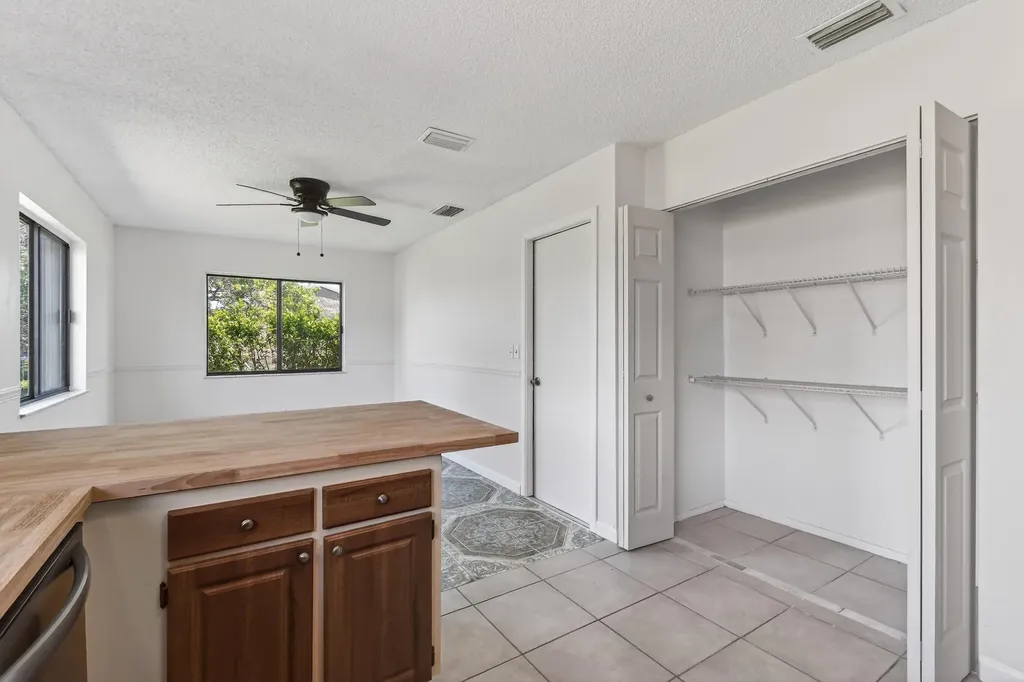 1502 SE Belcrest Street Port St Lucie FL 34952