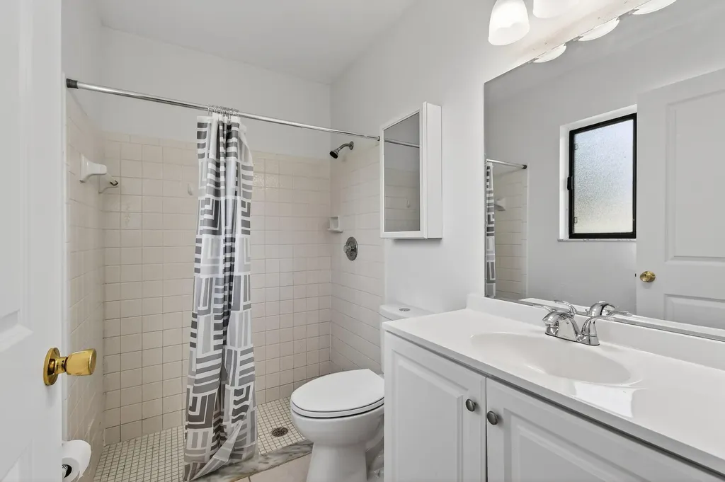 1502 SE Belcrest Street Port St Lucie FL 34952