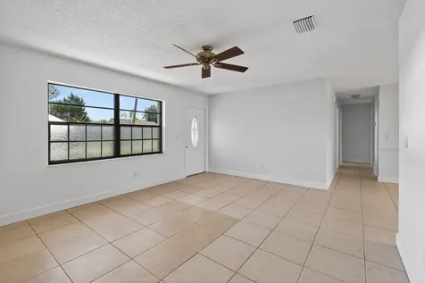 1502 SE Belcrest Street Port St Lucie FL 34952