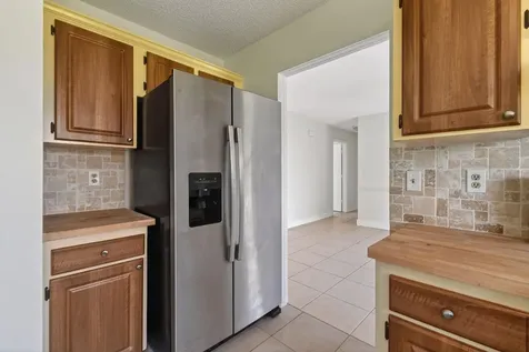 1502 SE Belcrest Street Port St Lucie FL 34952