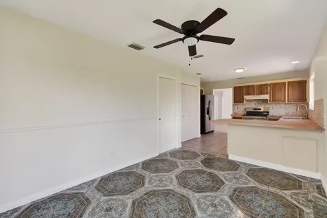 1502 SE Belcrest Street Port St Lucie FL 34952