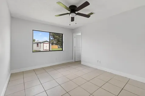 1502 SE Belcrest Street Port St Lucie FL 34952