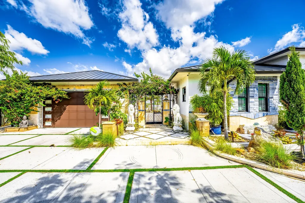 1325 N Mangonia Drive West Palm Beach FL 33401