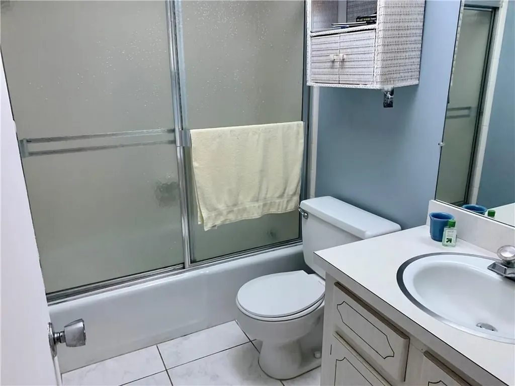 934 SE 9th Avenue Pompano Beach FL 33060