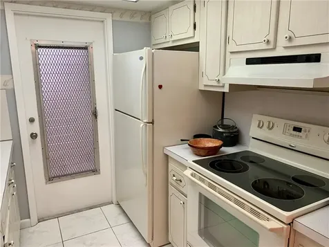 934 SE 9th Avenue Pompano Beach FL 33060