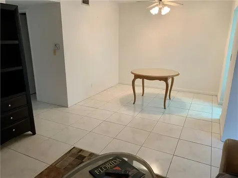 934 SE 9th Avenue Pompano Beach FL 33060