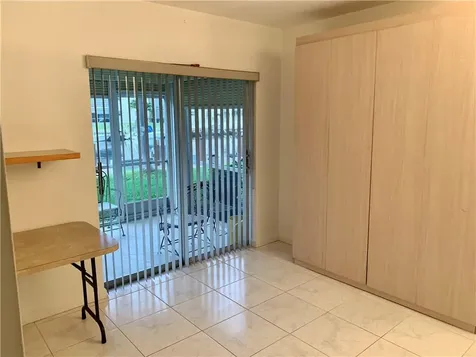 934 SE 9th Avenue Pompano Beach FL 33060