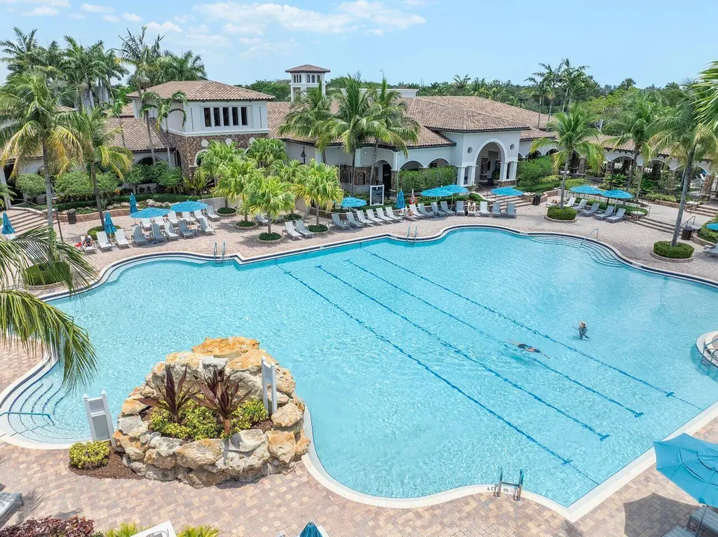 12461 NW 63rd Street Coral Springs FL 33076
