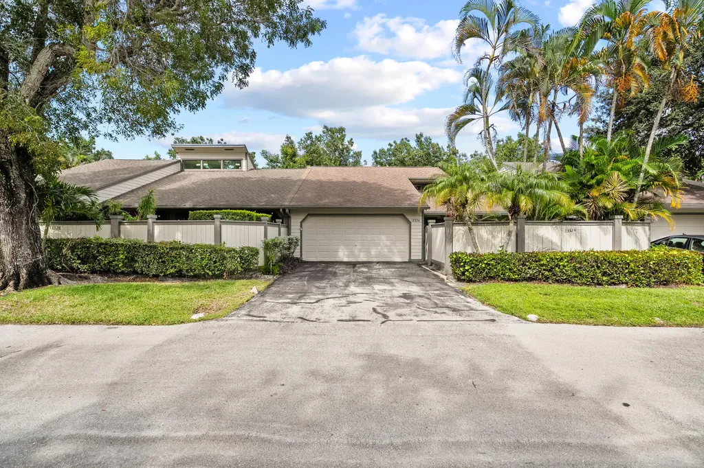 13324 Bedford Mews Court Wellington FL 33414