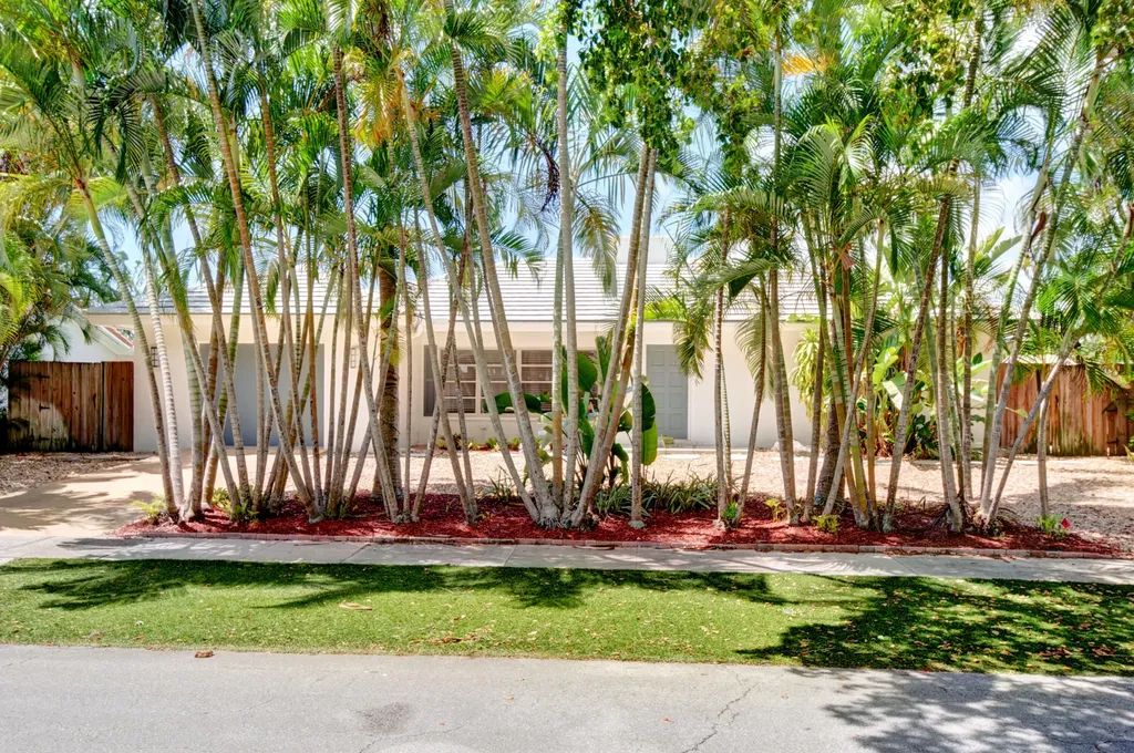 1348 SW 4th Street Boca Raton FL 33486