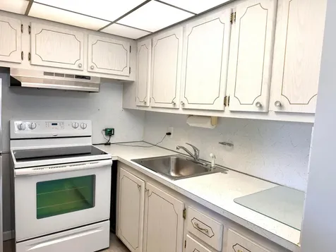 162 Windsor H West Palm Beach FL 33417